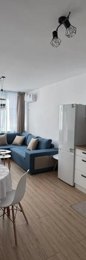 Apartment Bela，位于布尔加斯的酒店