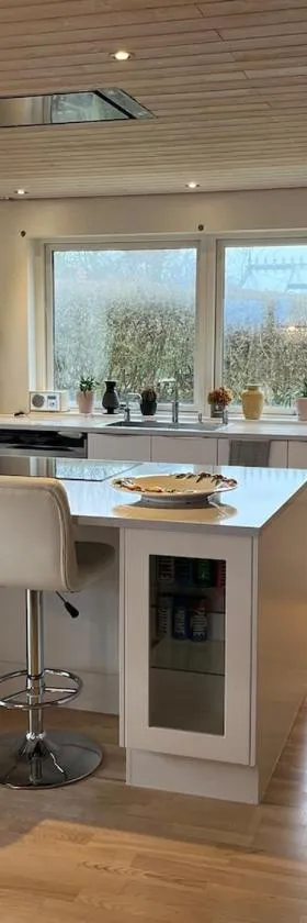 Bright & spacious in Silkeborg，位于锡尔克堡的酒店