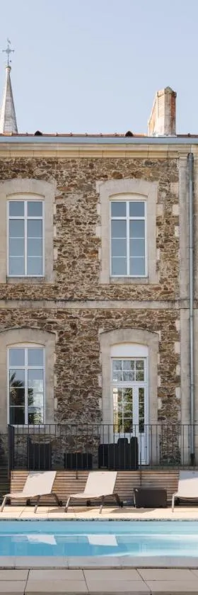 La Maison D'Olivier，位于Mesnard-la-Barotière的酒店
