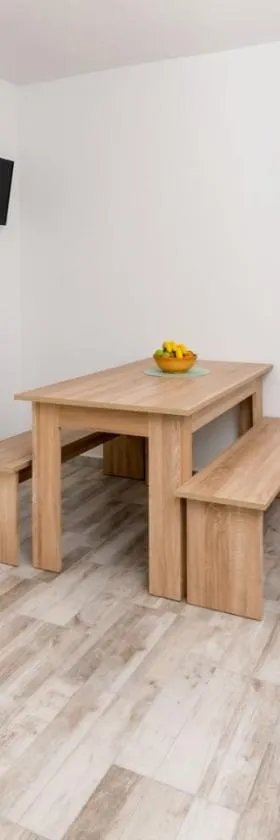 Apartmani AJP Posedarje，位于珀塞达耶的酒店
