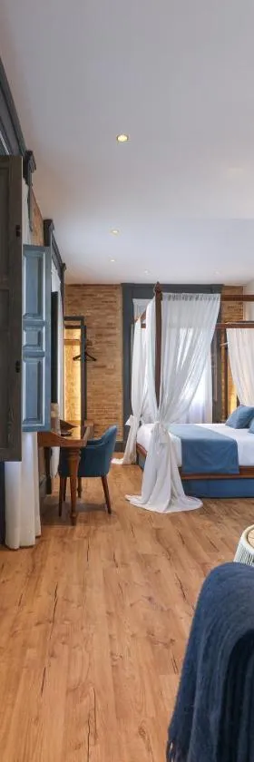 La Casa Azul Boutique Hotel，位于安度亚尔的酒店