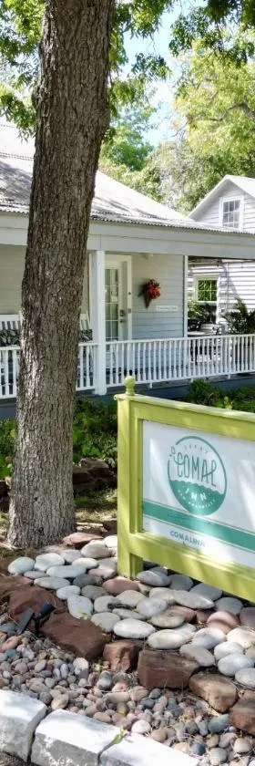 Comal Inn，位于新布朗费尔斯的酒店