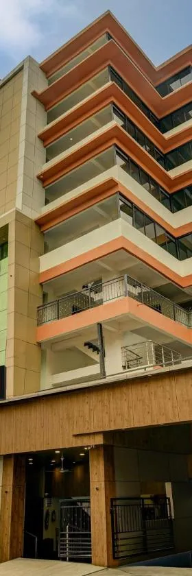 Super Townhouse Madgaon，位于Raia的酒店