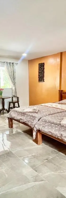 Koon Hom Apartment，位于Ban Dung的酒店