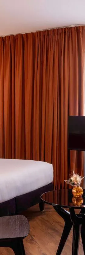 Best Western Plus Hôtel Isidore，位于圣雅克德拉朗德的酒店