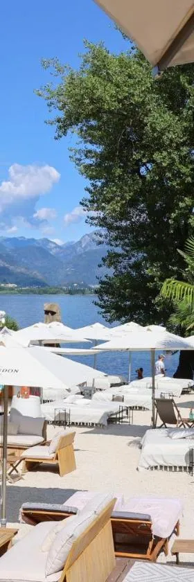 Riva Beach Club I Boutique Hotel I Restaurant，位于维拉的酒店