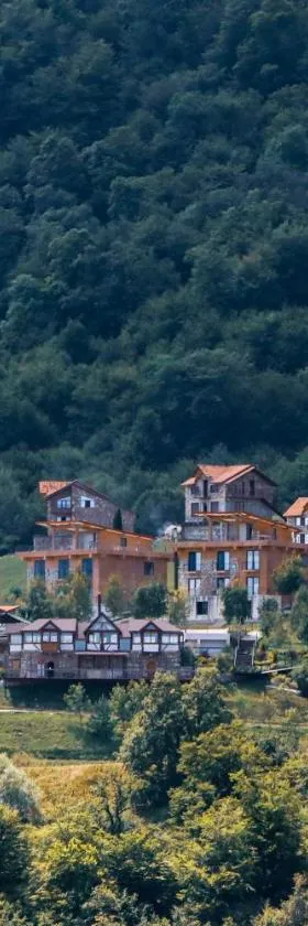 Apaga Resort，位于伊杰万的酒店