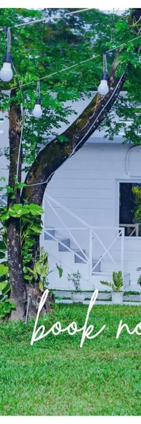 White House Cabin Cozy Retreat with Rustic Charm，位于Hermosa的酒店