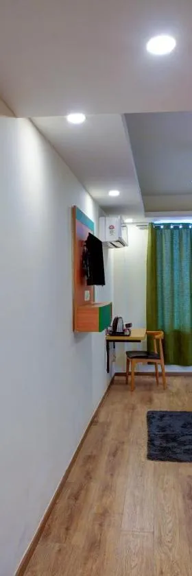 Hotel AeroStar Grand near Yashobhoomi, Dwarka，位于新德里的酒店