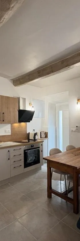 Maison Lazuli，位于La Calmette的酒店
