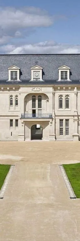 Un appartement en centre ville , à 2 pas du château de Villers Cotterets，位于维莱科特雷的酒店