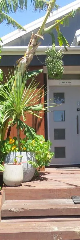 Two Palms，位于吉斯伯恩的酒店
