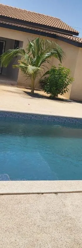 Villa luxueuse à ngaparou saly center，位于恩加帕鲁的酒店