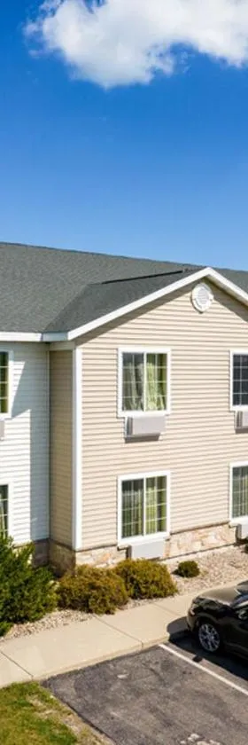 Evansville inn and suites，位于埃文斯维尔的酒店