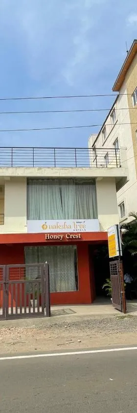 Naksha Tree Hotels- Ramapuram，位于钦奈的酒店