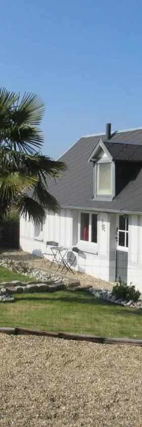 La petite maison proche Étretat，位于Beaurepaire的酒店