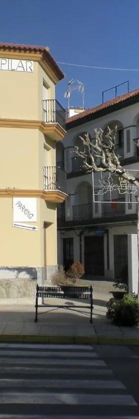 DP埃尔皮拉尔酒店，位于莫内斯特里奥的酒店