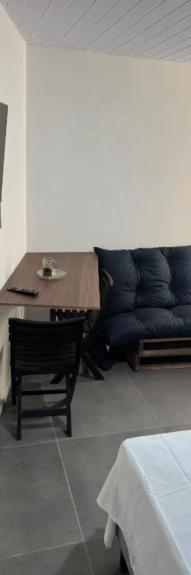 Flats & Residence - Tu Parada Perfecta Comodidad y Descanso en el Camino BR 285，位于帕苏丰杜的酒店