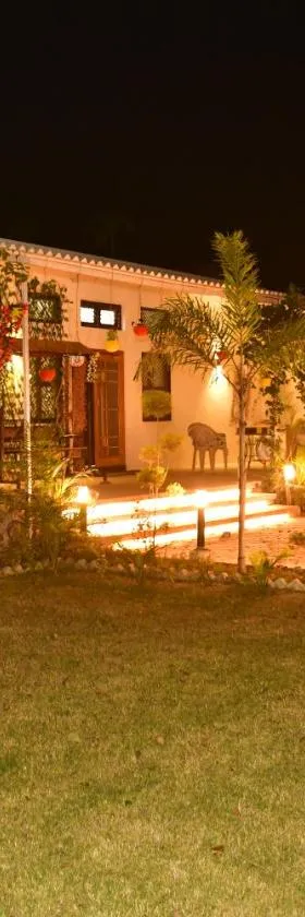 GC Farms，位于Ayodhya的酒店