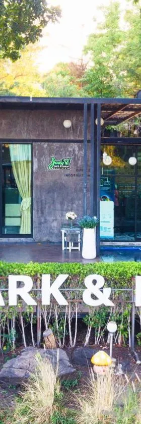Judy Park & Resort Buriram，位于Ban Nong Hua Wua的酒店