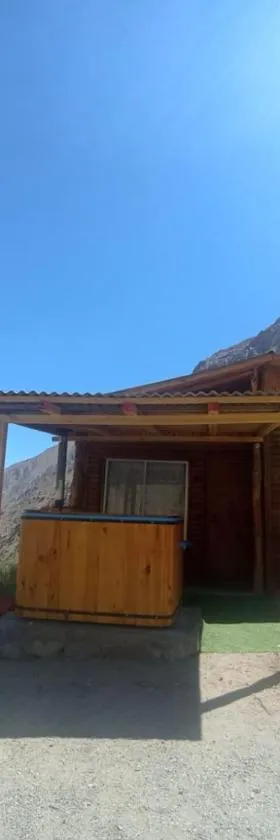 Hermosa cabaña para 2 a 4 personas - Cochiguaz -Valle de Elqui，位于Monte Grande的酒店