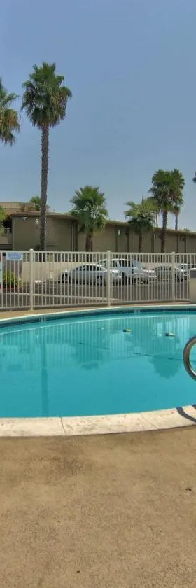 Studio 6 West Sacramento CA，位于西萨克拉门托的酒店