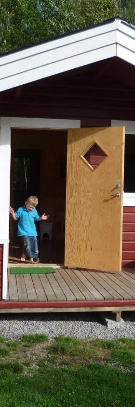 Stensjö Camping，位于Västra Stensjö的酒店