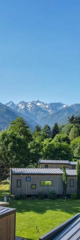 Camping Pradelongue，位于Moustajon的酒店