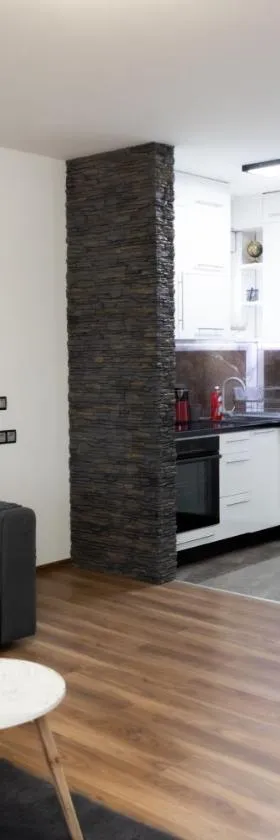 Apartmani Leila，位于戈斯皮奇的酒店