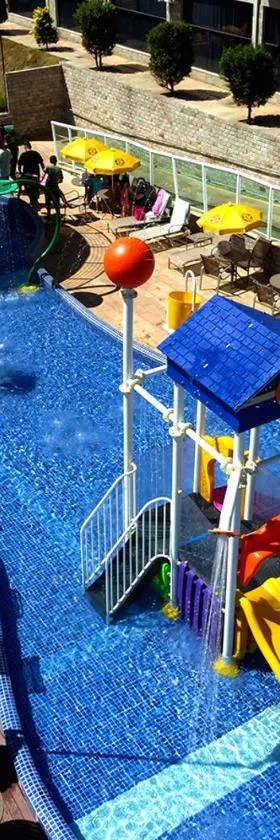 Cassino All Inclusive Resort Poços de Caldas By Nacional Inn，位于波苏斯-迪卡尔达斯的酒店