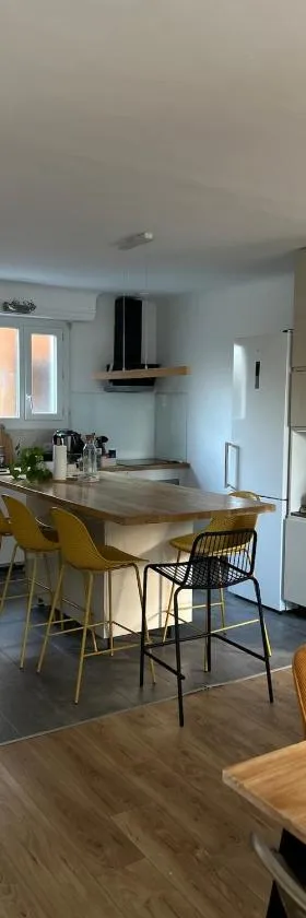 Appartement spacieux，位于Jurançon的酒店
