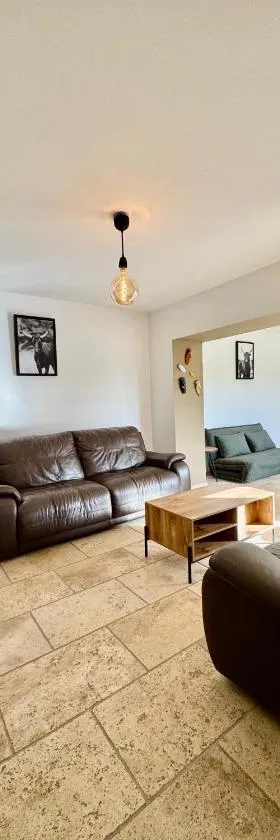 Magnifique gîte 12 couchages，位于阿尔勒的酒店