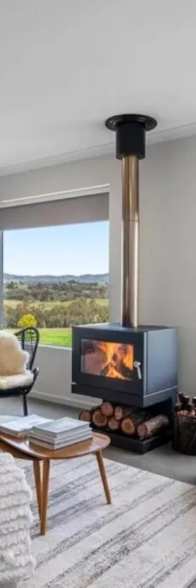 Heathcote Getaway, Nullegai with Spectacular Views，位于Argyle的酒店