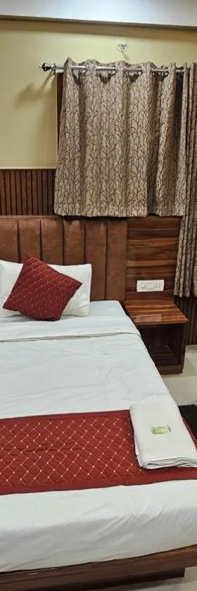 Tirupati Lodge NJP，位于西里古里的酒店