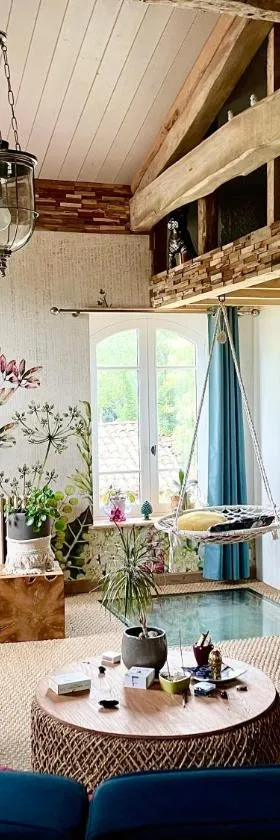 La Main du Cœur Chambre d'hôtes de charme à la campagne，位于Loubens-Lauragais的酒店
