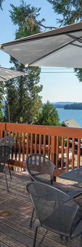 Camp Almanor at Big Springs，位于Westwood的酒店