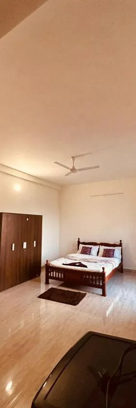 OCEAN TIDE HoTEL，位于马哈巴利普拉姆的酒店