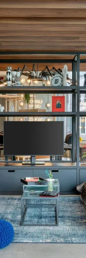 Moxy Antwerp，位于安特卫普的酒店