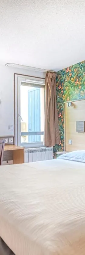 Atoll Hotel Logis Angers, Beaucouzé，位于博库泽的酒店