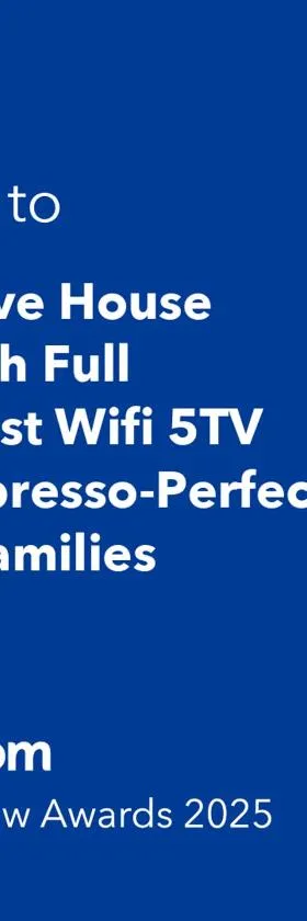 Hallett Cove House 6Bed 3Bath Full Kitchen Fast Wifi 5TV Netflix Espresso-Perfect for large families，位于Halletts Cove的酒店