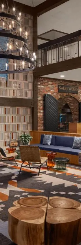 Valley River Inn，位于尤金的酒店