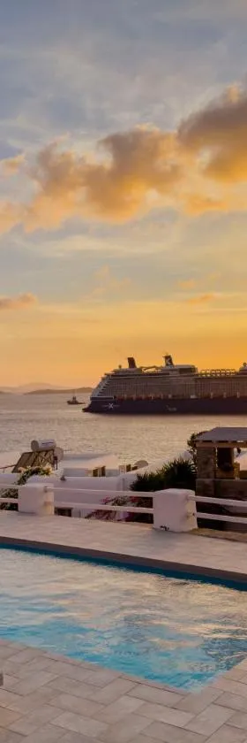 With-inn Mykonos Suites，位于图罗斯的酒店