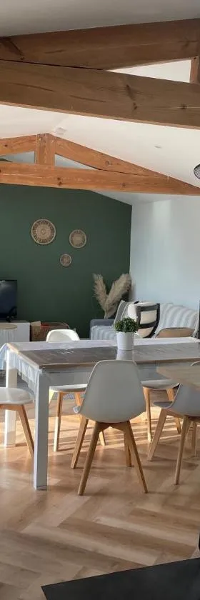 Maison Esprit Des Lois，位于拉布雷德的酒店