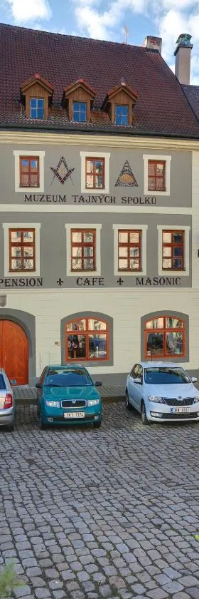Pension Masonic House，位于洛克特的酒店