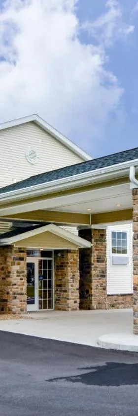 Cobblestone Inn & Suites - Ambridge，位于Ambridge的酒店