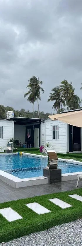 Tiny House Merchang, Marang Roomstay Homestay，位于Kampong Pulau Rusa Baru的酒店