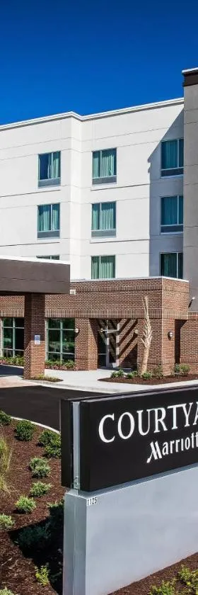 Courtyard by Marriott Columbia Cayce，位于凯斯的酒店