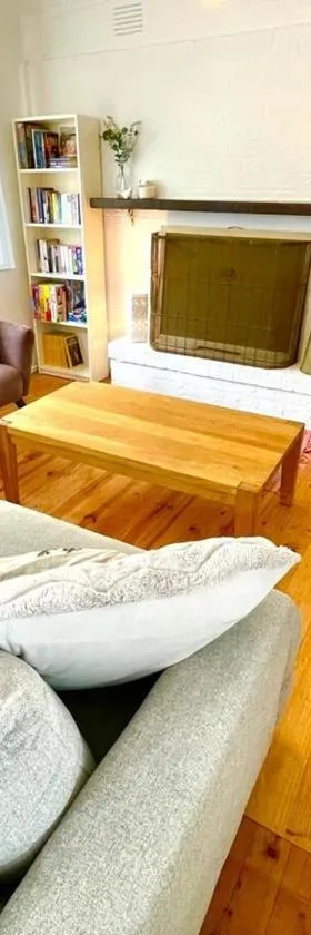 Home in Somers，位于Somers的酒店