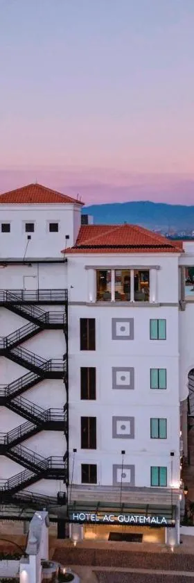 AC Hotels by Marriott Guatemala City，位于危地马拉的酒店
