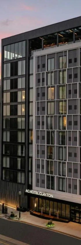 AC Hotel by Marriott St. Louis Clayton，位于克莱顿的酒店
